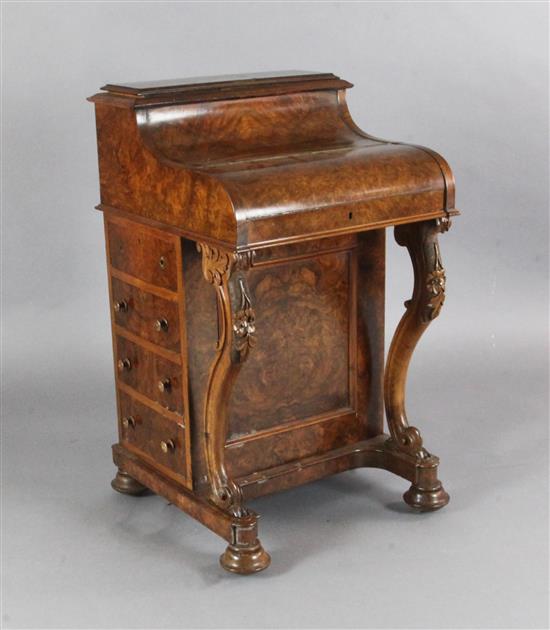 A Victorian figured walnut Davenport, W.1ft 9.5in. D.1ft 10in. H.3ft 1in.